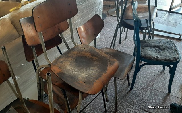 Školní židle klasická - různé  (Skolni zidle klasicka - ruzne (1).jpg)